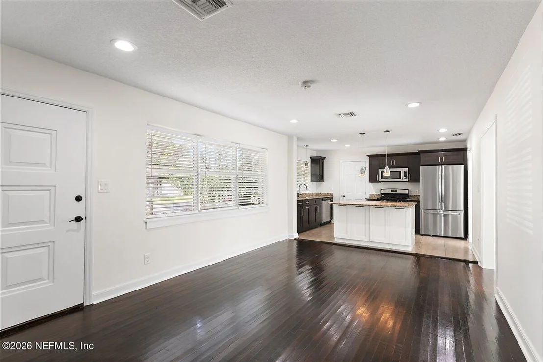 Photo of 103 CORONADO Street