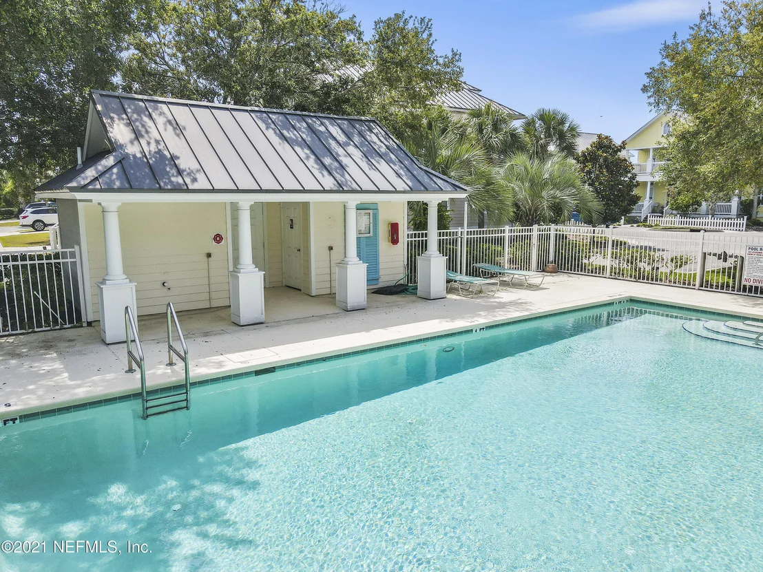 Photo of 136 ISLAND COTTAGE Way