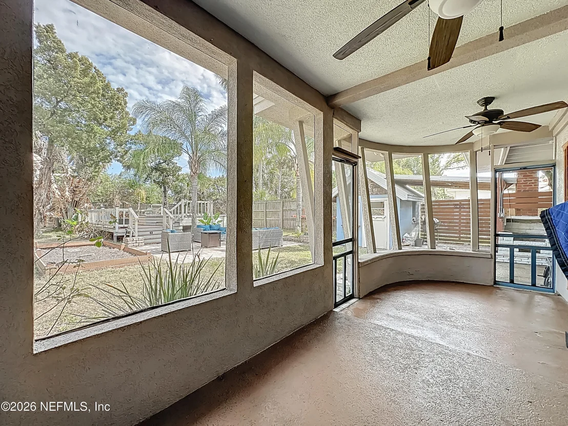 Photo of 18 SOLANO Avenue