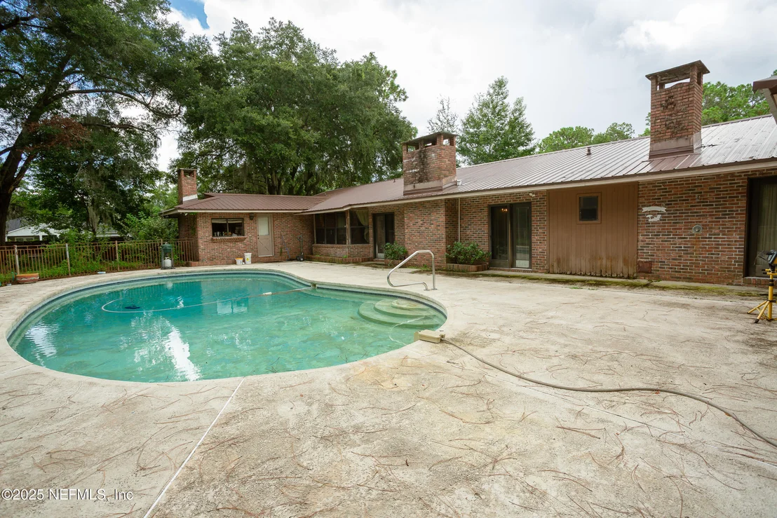 Photo of 188 ESTATES Drive