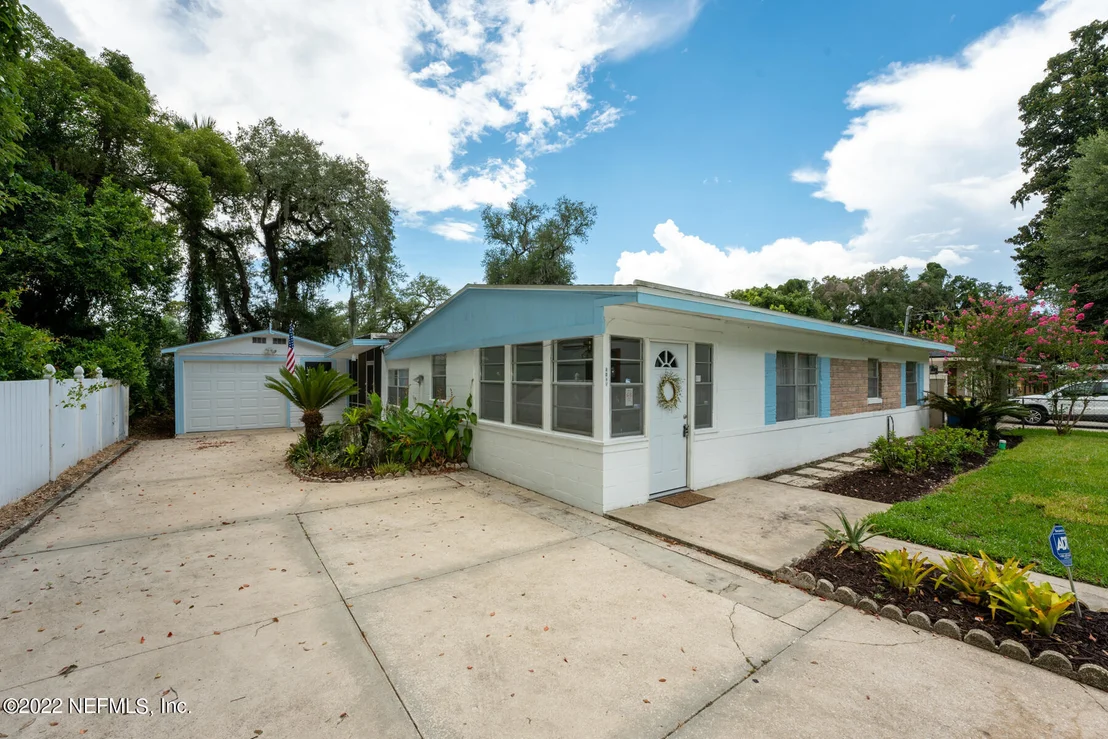 Photo of 5408 WINDERMERE Drive