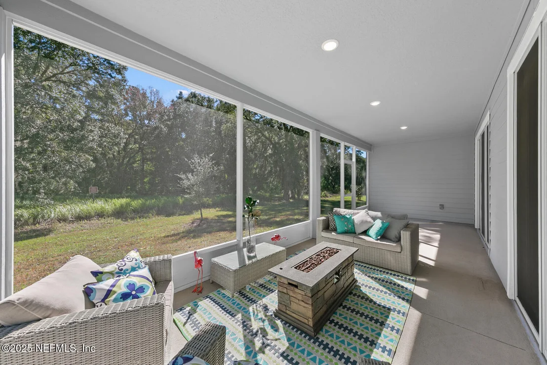 Photo of 56310 CREEKSIDE Way