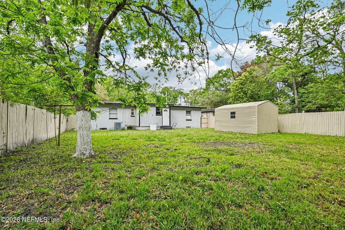 Photo of 5609 EARTHA Drive