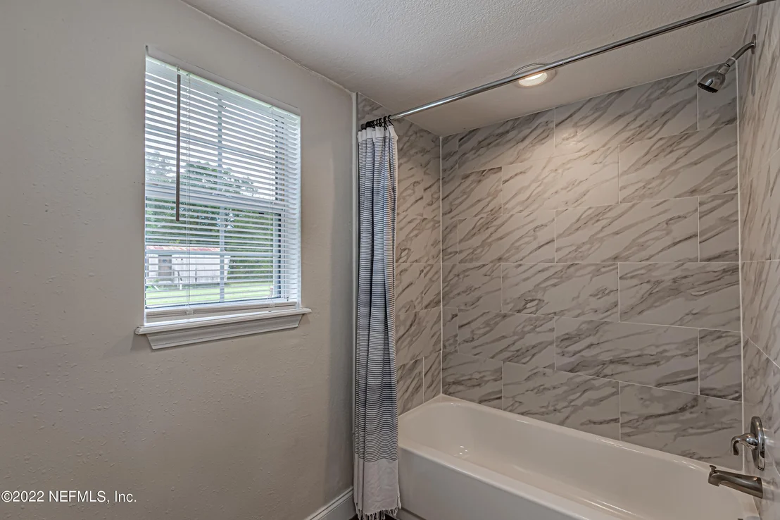 Photo of 5771 MAVERICK Road