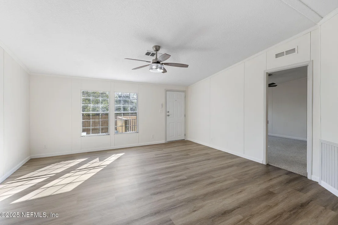 Photo of 606 JACKSON Road