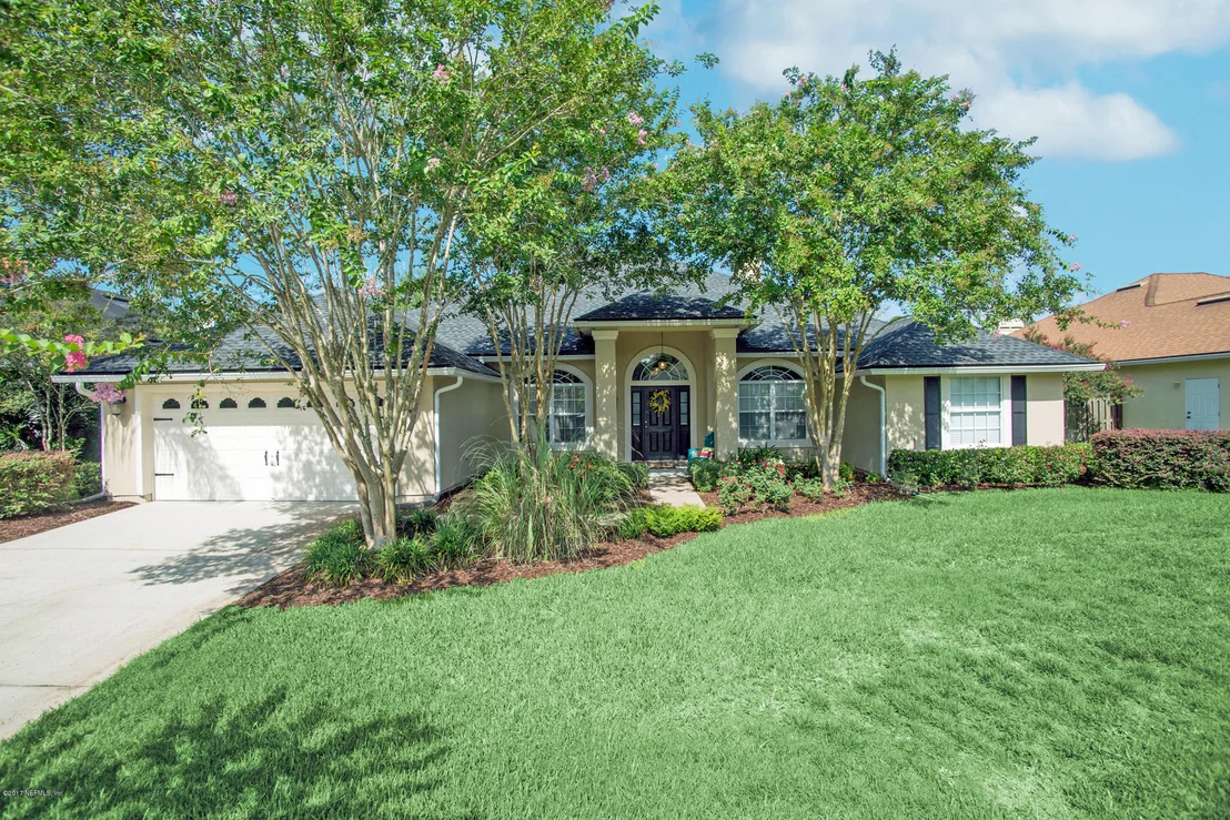 Photo of 4157 LONICERA Loop