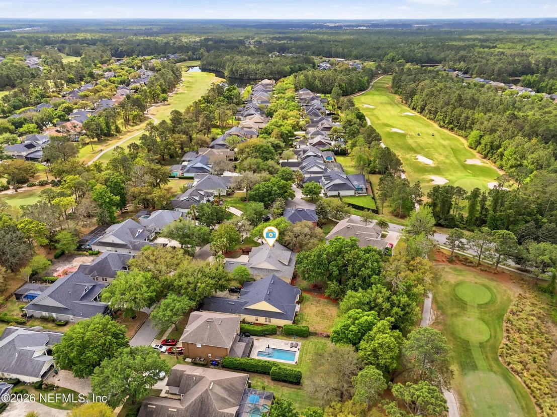 Photo of 907 BROOKHAVEN Drive