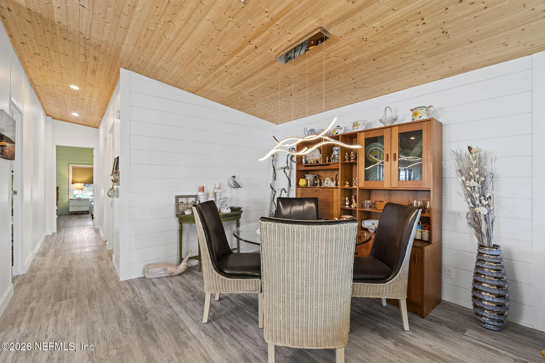 Photo of 223 STARBOARD Drive