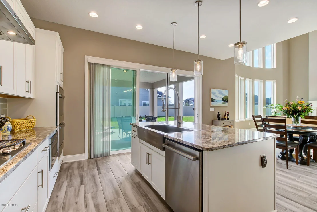 Photo of 386 OUTLOOK Drive
