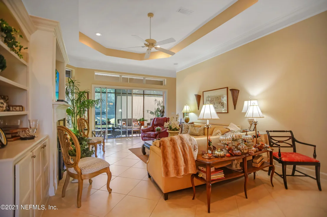 Photo of 1021 INVERNESS Drive