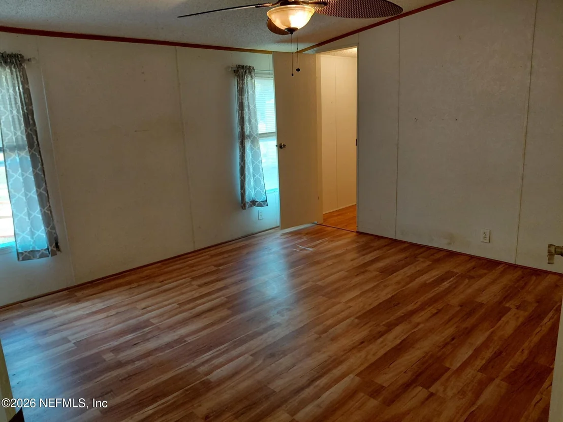 Photo of 426 CARTERET Road