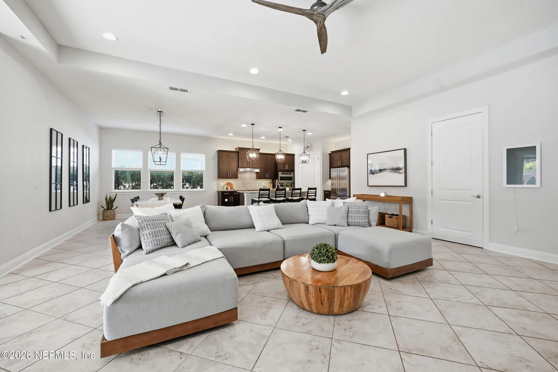 Photo of 801 MONTAGUE Drive