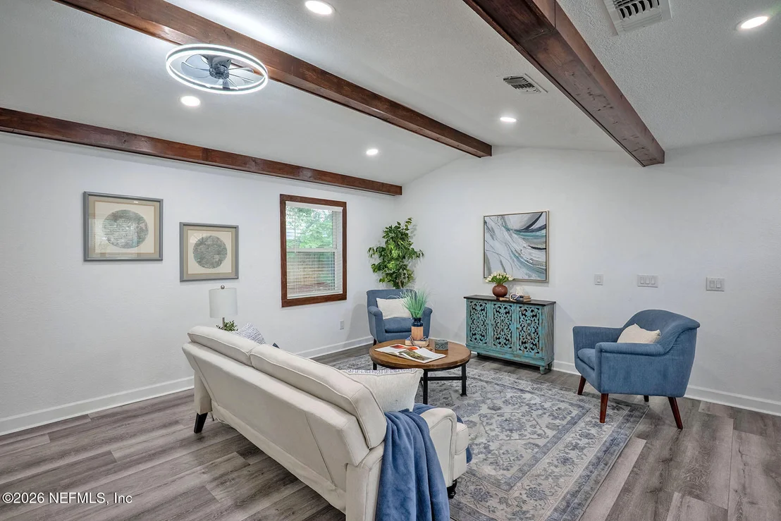 Photo of 2212 CARTER BRAXTON Road