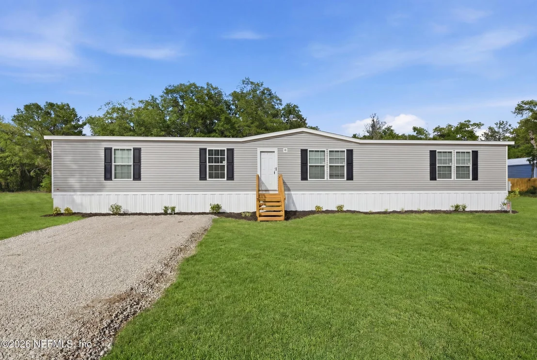 Photo of 352 N COUNTY ROAD 315