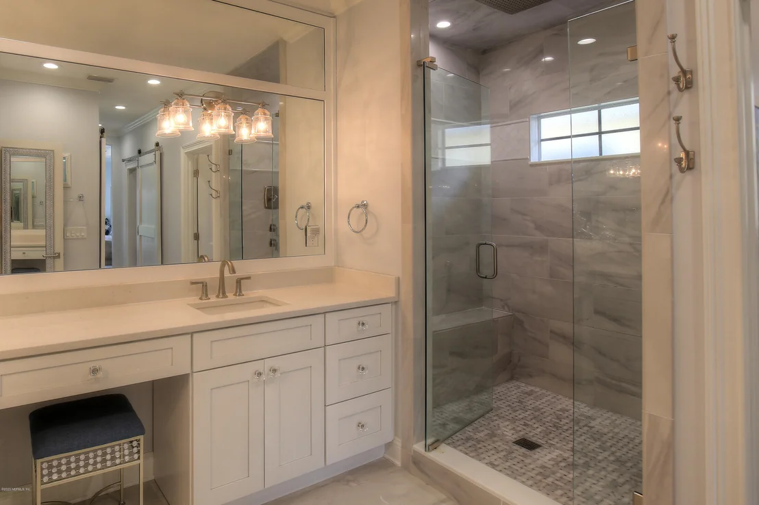 Photo of 232 LAUREL Lane