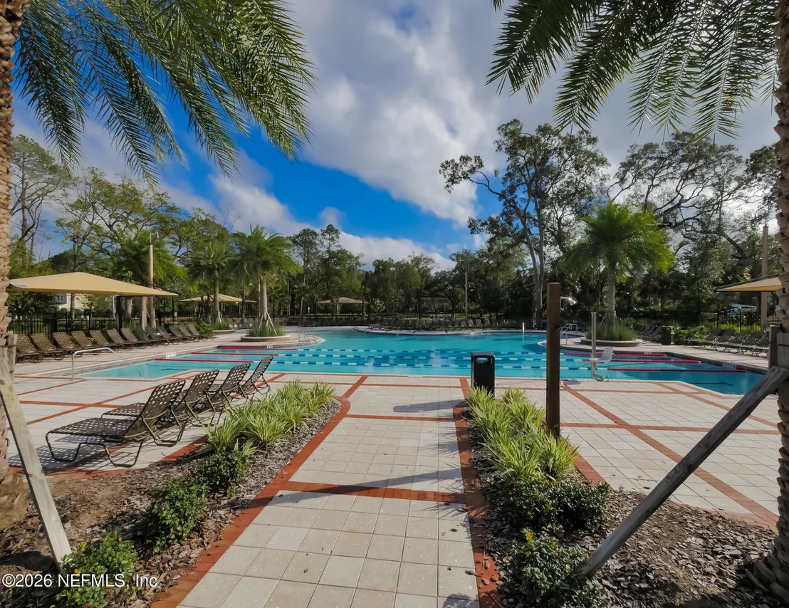 Photo of 307 PARKBLUFF Circle