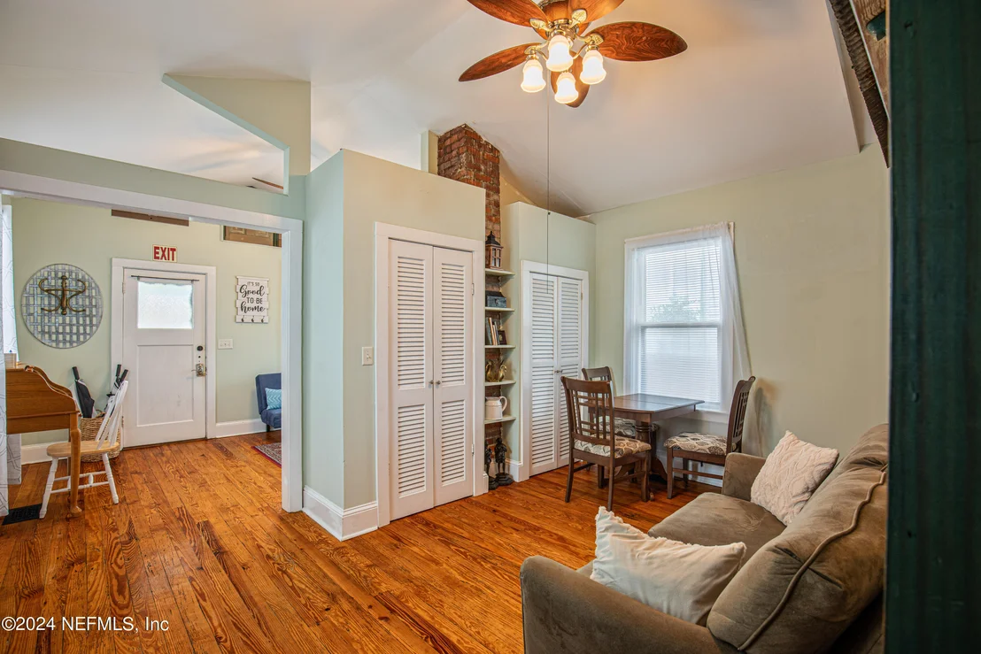 Photo of 56 CARRERA Street