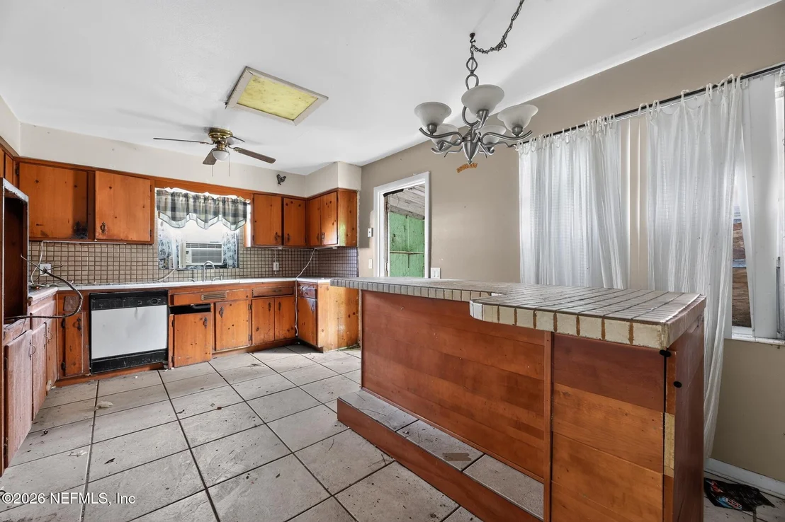 Photo of 3147 CATHEDRAL Lane