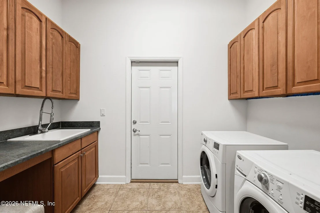 Photo of 215 PARKSIDE Drive