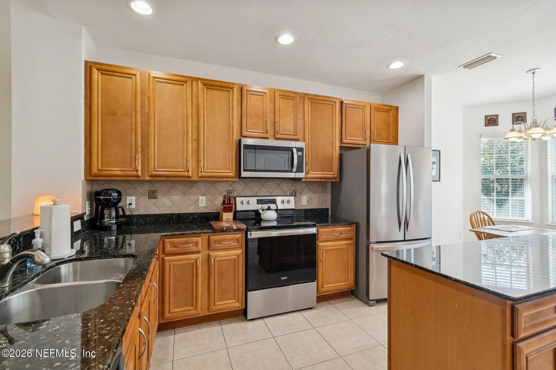 Photo of Unit 1005 at 175 BAYBERRY Circle