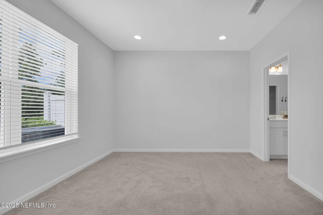 Photo of 138 PINE BLUFF Drive