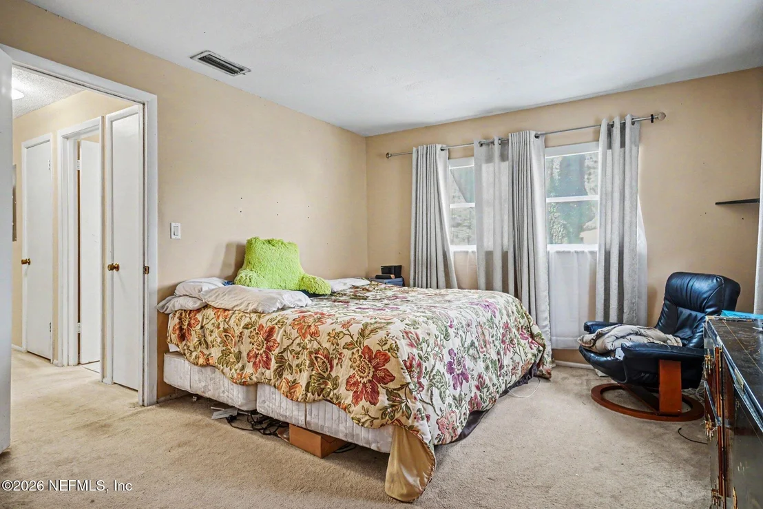 Photo of 239 DELTONA Boulevard