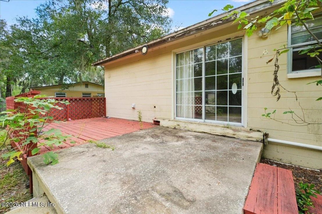 Photo of 201 CANIS Drive W