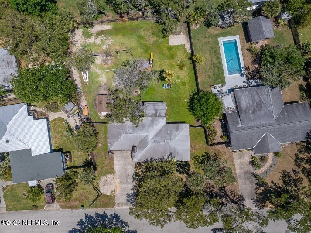 Photo of 204 COQUINA Avenue