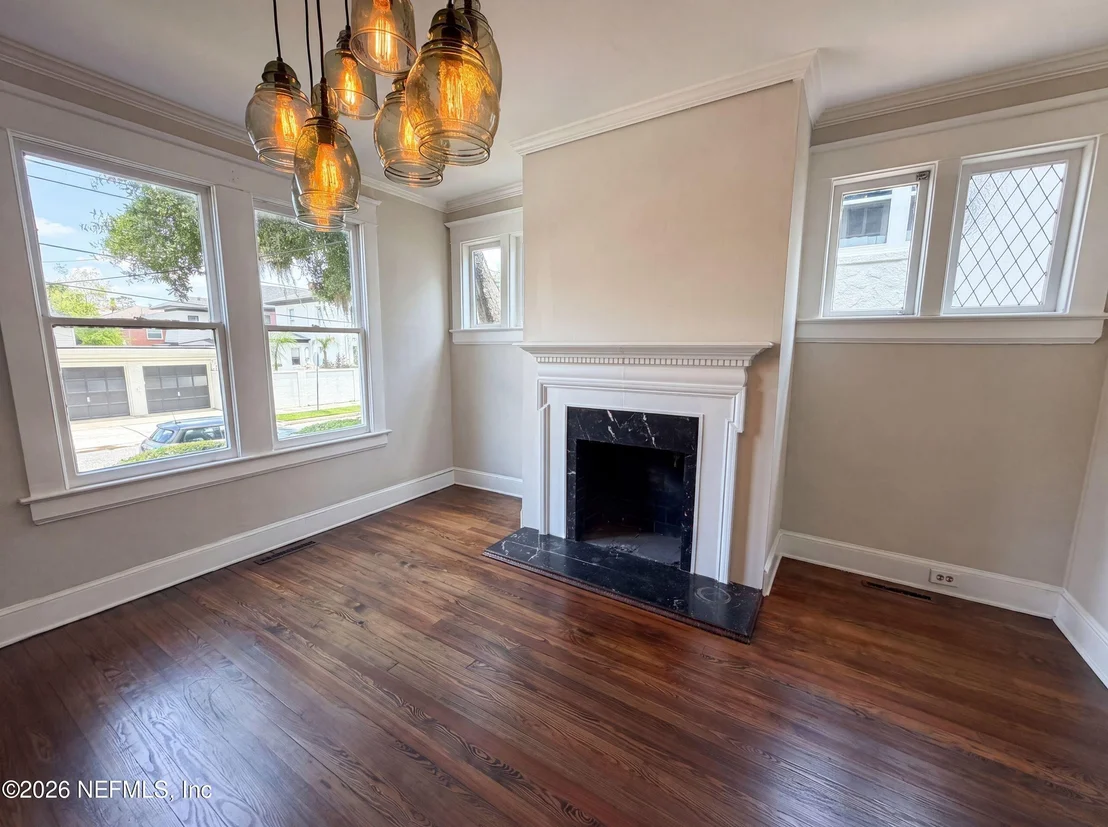 Photo of 1620 CHERRY Street