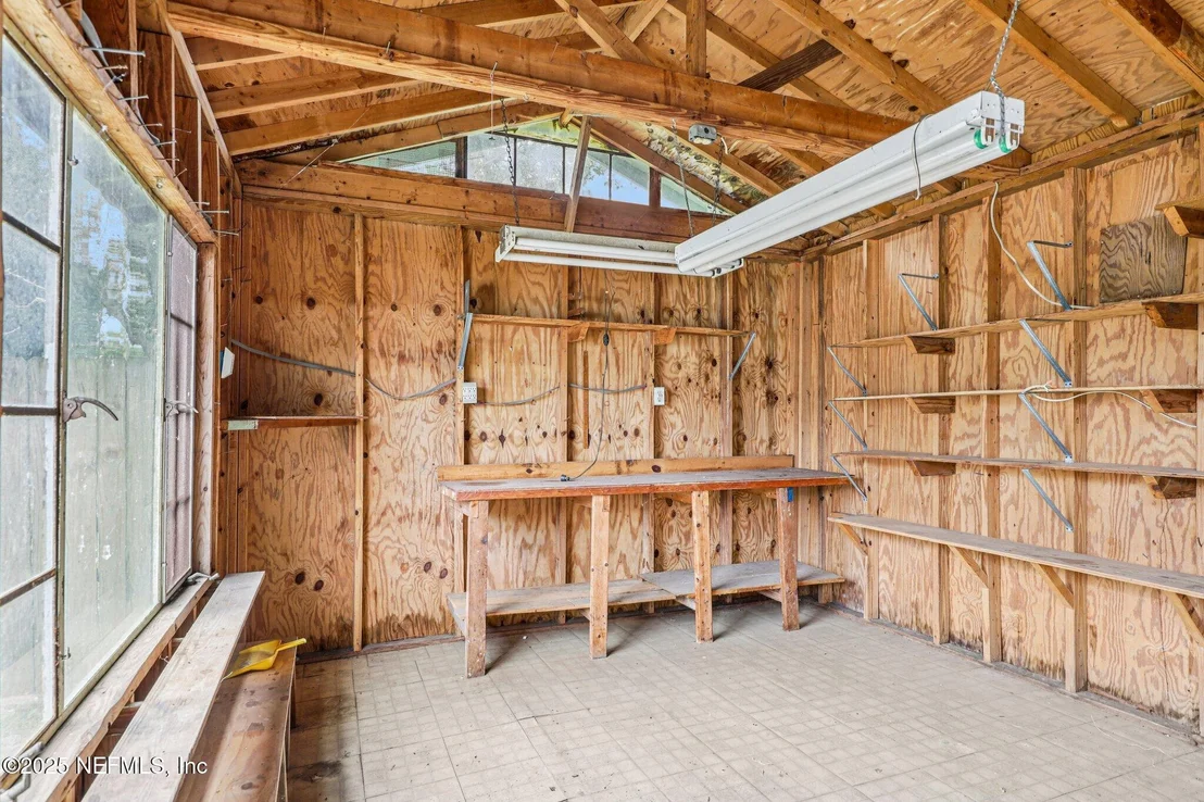 Photo of 5753 CRESTVIEW Road