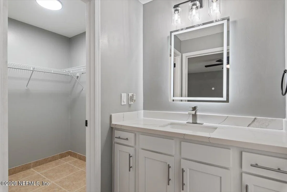 Photo of 1720 BAY Circle W
