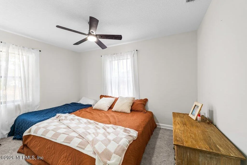 Photo of 1138 HALIFAX Road