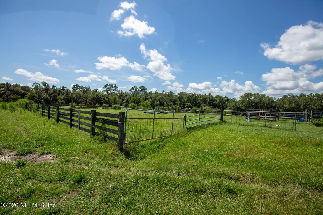 Photo of 0 NW COUNTY ROAD 225