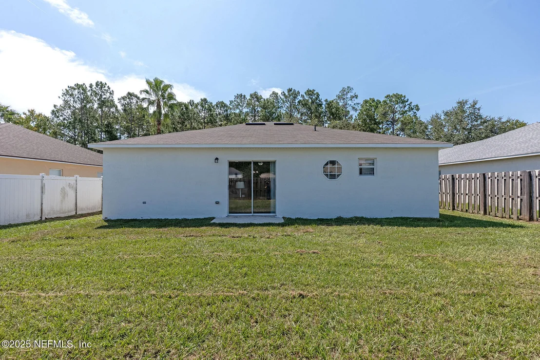 Photo of 2920 STONEGATE Lane