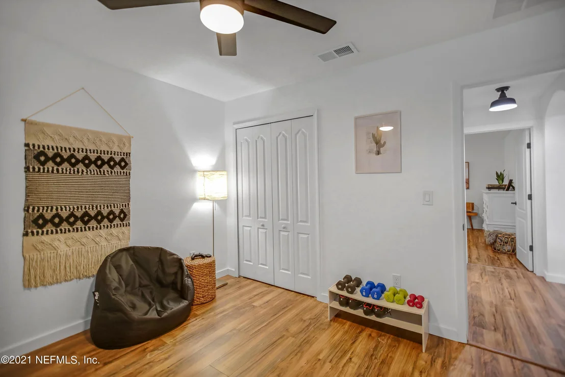 Photo of 136 TERRACINA Drive
