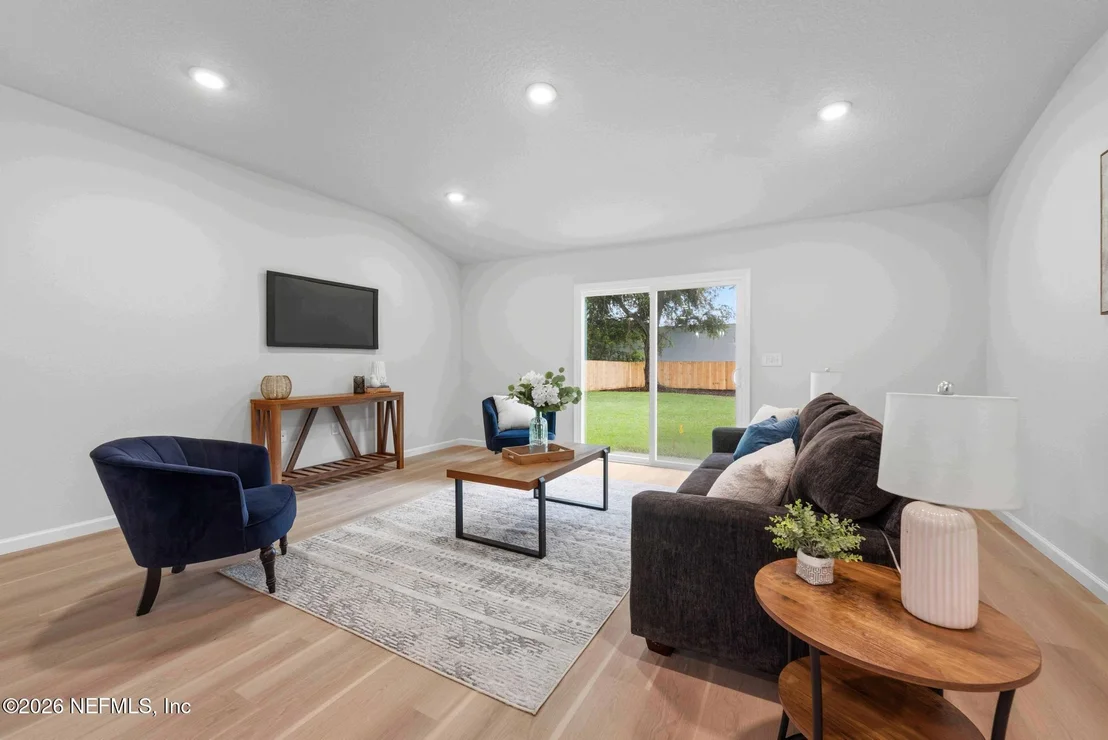 Photo of 5236 PENN Circle