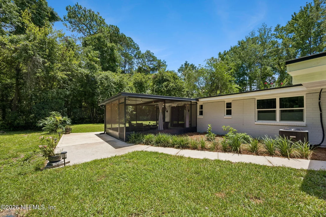 Photo of 13112 MANDARIN Road