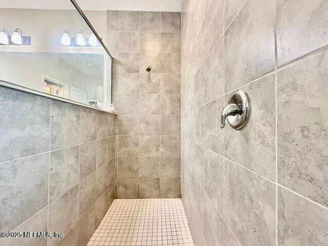 Photo of 195 TORRES Trace