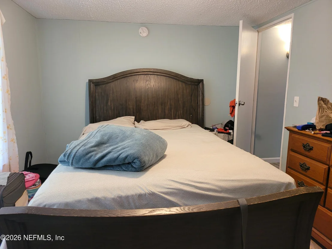 Photo of 445 LOGAN Avenue