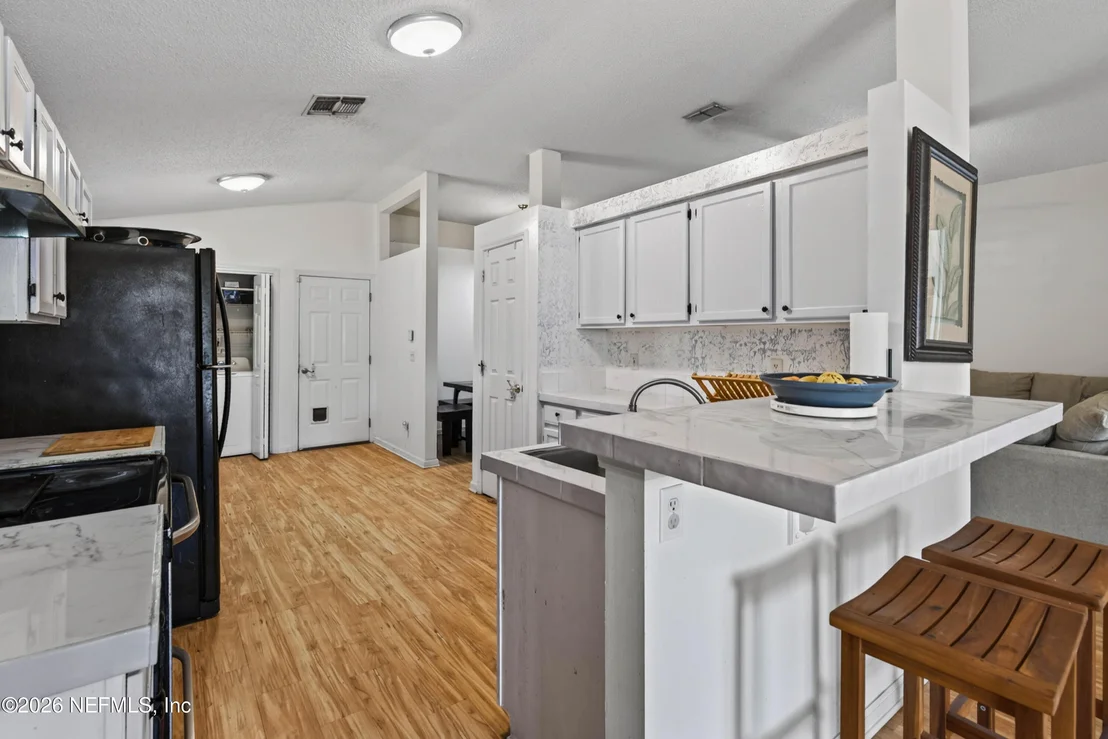 Photo of 1641 SPRING OAKS Lane