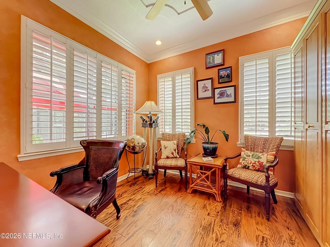Photo of 129 RIVER Road