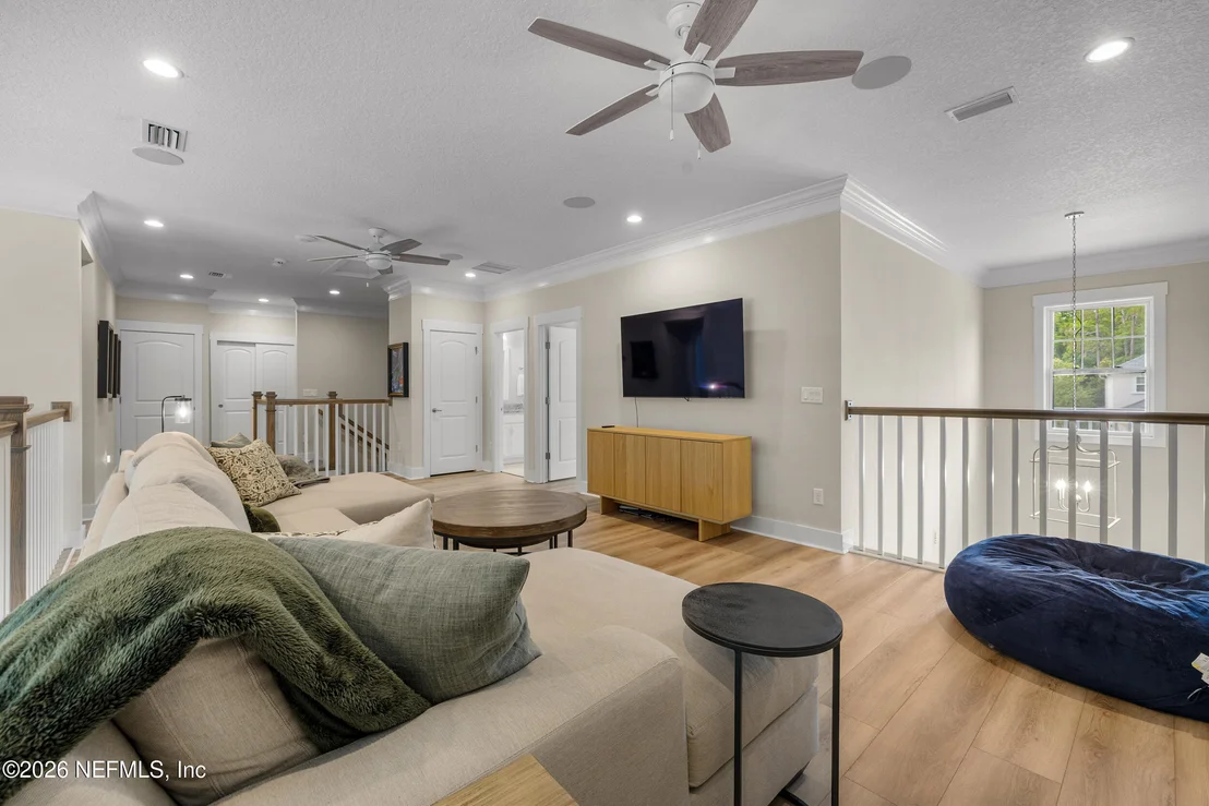 Photo of 203 OLD BLUFF Drive