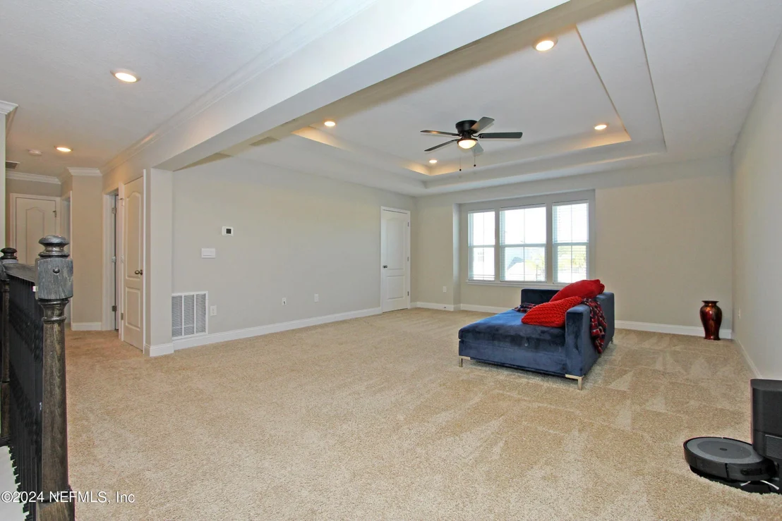 Photo of 242 SILVERLEAF VILLAGE Drive