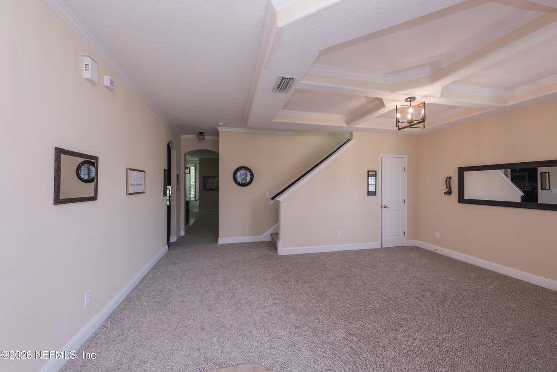 Photo of 664 DRYSDALE Drive