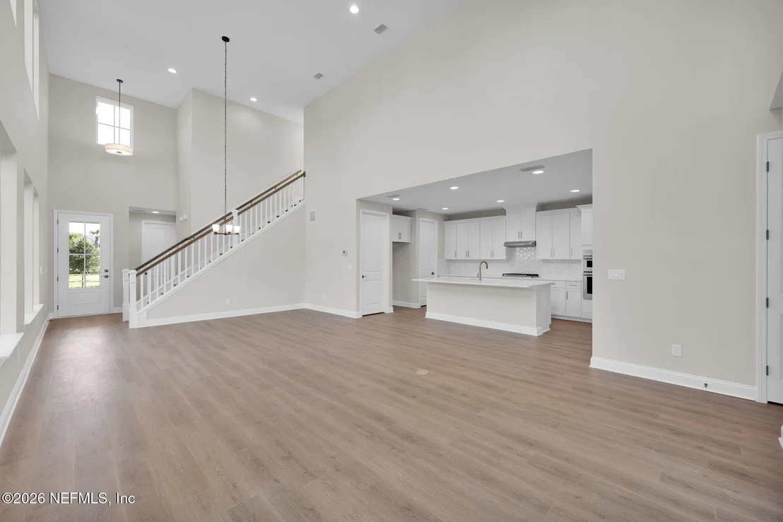 Photo of 334 SEAMARK Drive