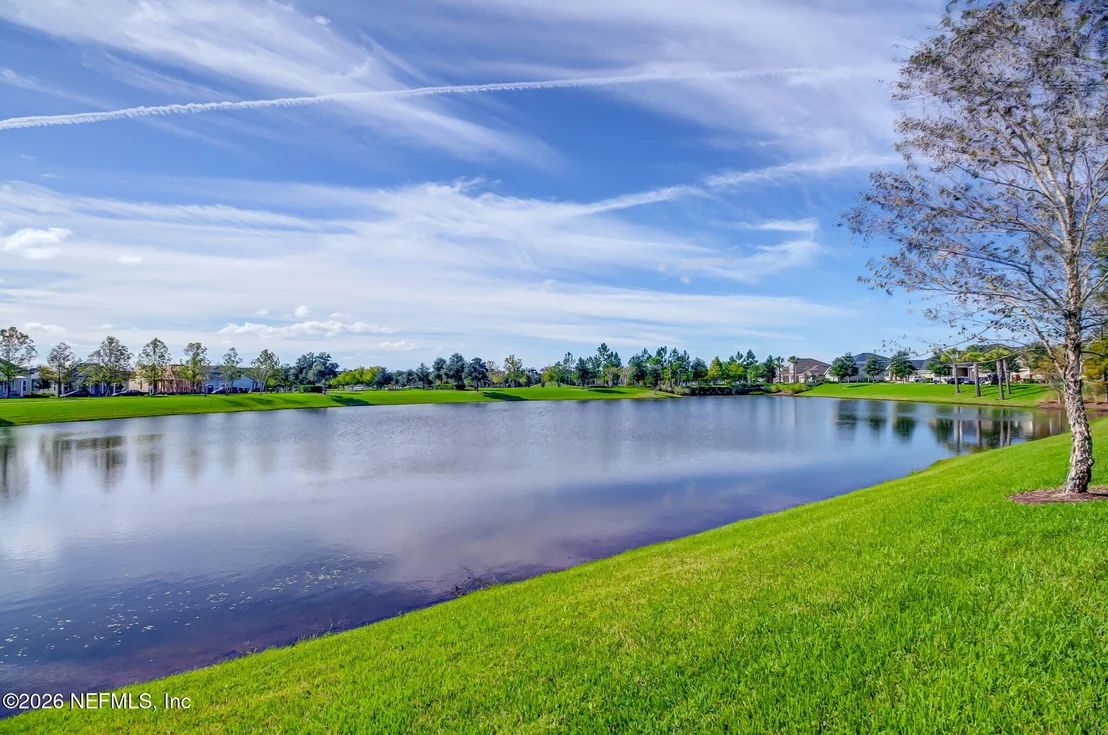 Photo of 225 CLOVERBROOK Road