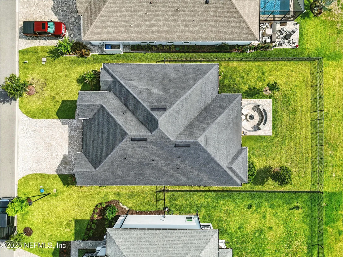 Photo of 141 TARTAN Court