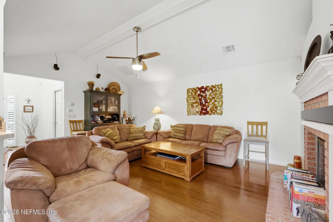 Photo of 747 MARSHVIEW Drive