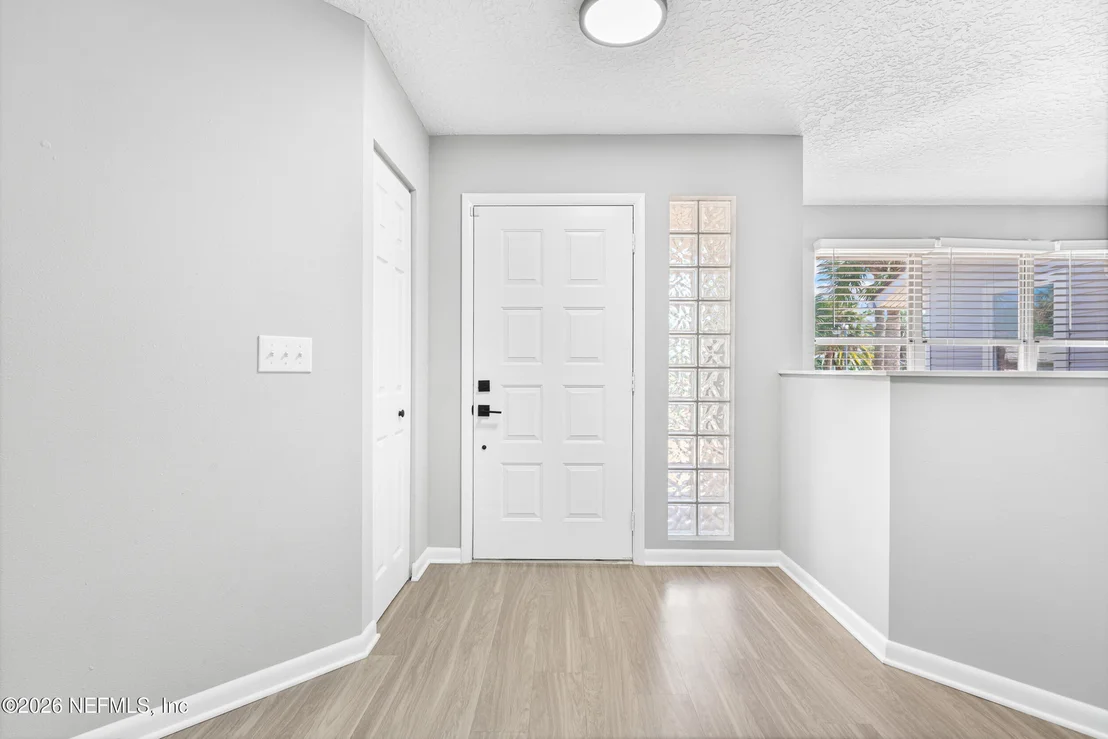 Photo of 7047 RIVERCREST Drive