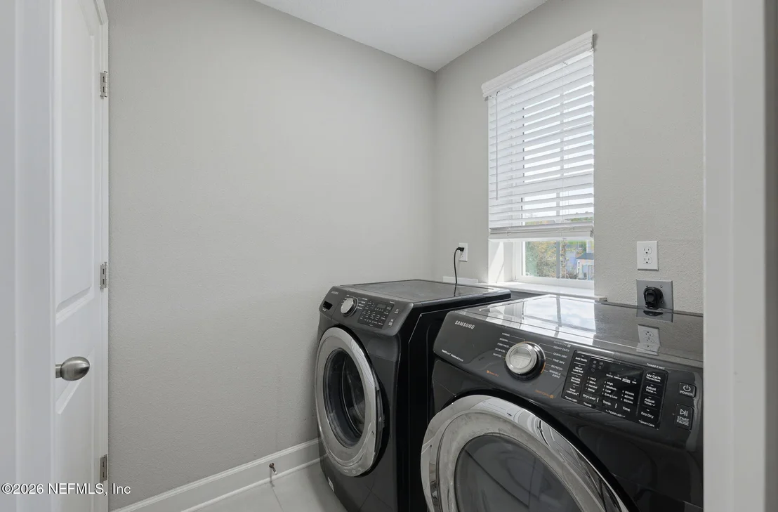 Photo of 182 FOXCROSS Avenue